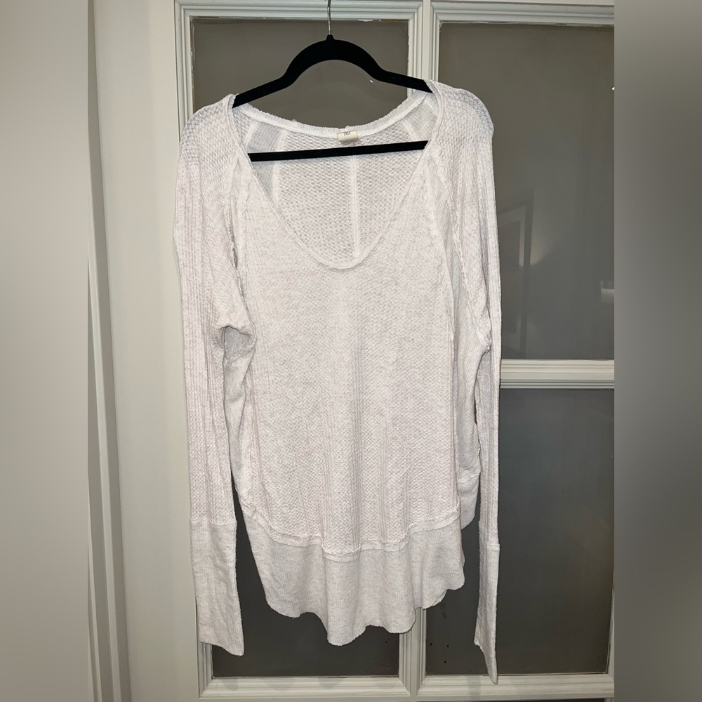We The Free Medium Off White Long Sleeve Sweater
